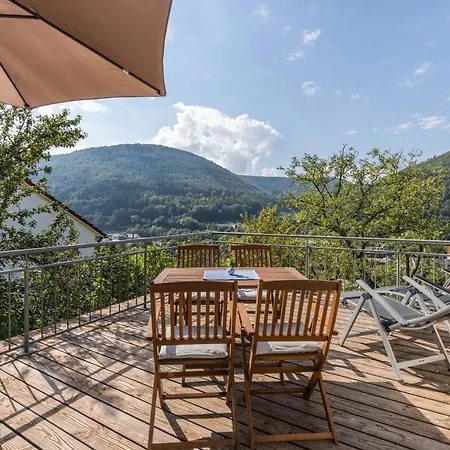Am Samuelstein Apartment Bad Urach